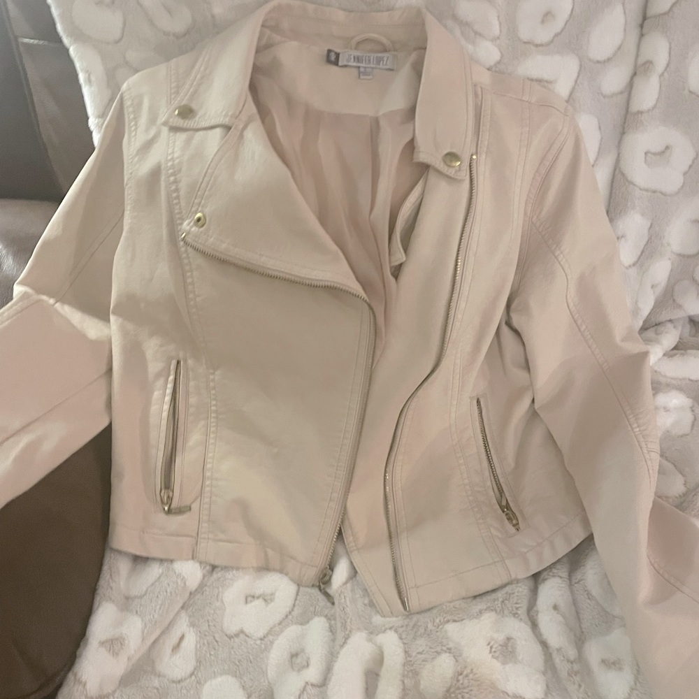 Jennifer Lopez Leather Jacket